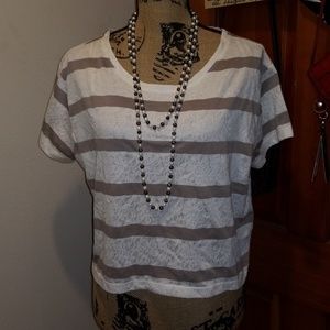 XAI beautiful striped top!